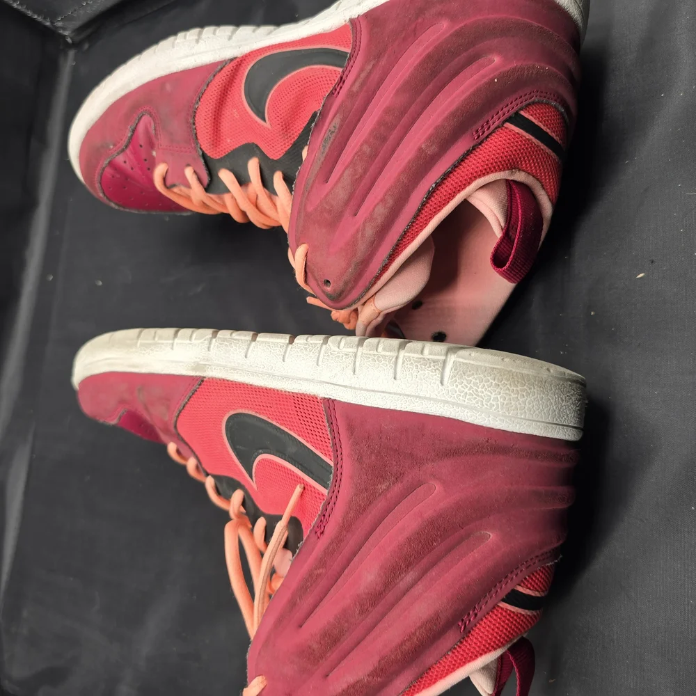 Nike Red‎ and Black High-Top Sneakers